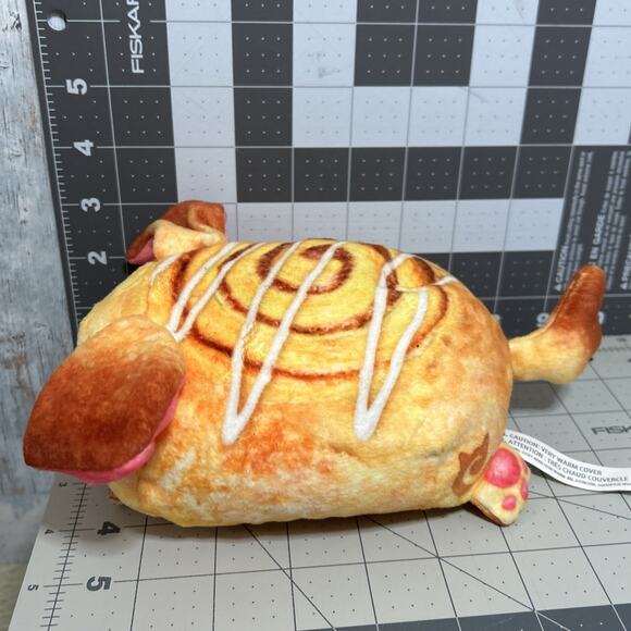 Cookeez Makery Honey Dog Bun Pre-owned Scented/Sounds - Picture 2 of 6